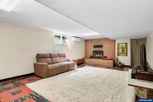 925 15th St NE, Salem, OR 97301 - Photo 24