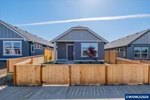 4747 Harrier St SE, Albany, OR 97322 - Photo 1