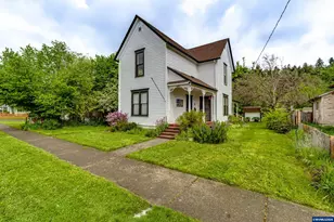 928 Birch Ave, Cottage Grove, OR 97424 - Photo 1