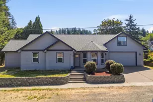 808 Oak St, Brownsville, OR 97327 - Photo 1