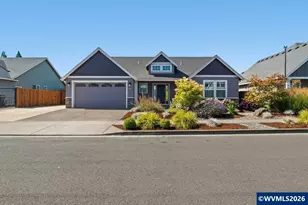 910 Grant St, Mount Angel, OR 97362 - Photo 1