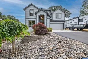 325 S 11th St, Saint Helens, OR 97051 - Photo 1