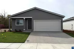 649 Minnesota St, Lebanon, OR 97355 - Photo 1