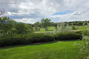 538 Lakewood Cir, Colorado Springs, CO 80910 - Photo 6