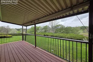538 Lakewood Cir, Colorado Springs, CO 80910 - Photo 4