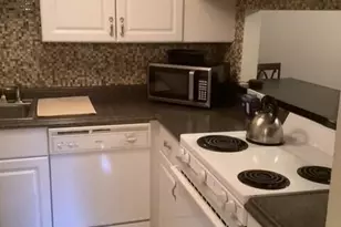 8649 E Royal Palm Rd, Scottsdale, AZ 85258 - Photo 6