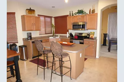 1042 N Moccasin Trail, Gilbert, AZ 85234 - Photo 4