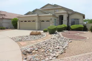 1042 N Moccasin Trail, Gilbert, AZ 85234 - Photo 1