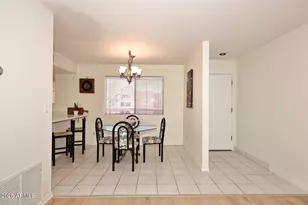 12212 N Paradise Vlg Pkwy S, Phoenix, AZ 85032 - Photo 10