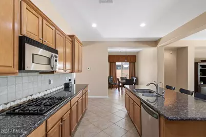 743 E Torrey Pines Place, Chandler, AZ 85249 - Photo 8