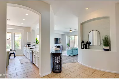 6686 S St Andrews Way, Gilbert, AZ 85298 - Photo 16