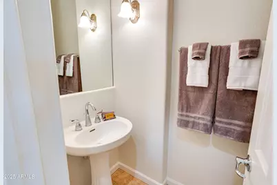 6686 S St Andrews Way, Gilbert, AZ 85298 - Photo 10