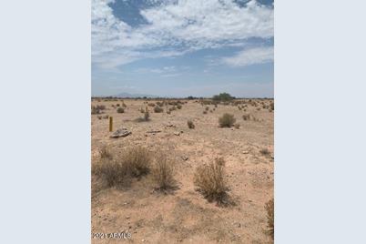 Xxxx W Clayton Drive #_, Casa Grande, AZ 85193 - Photo 1