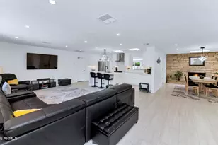 4406 N Dromedary Rd, Phoenix, AZ 85018 - Photo 2