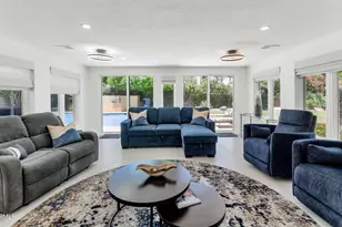 4406 N Dromedary Rd, Phoenix, AZ 85018 - Photo 10