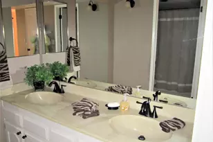 4303 E Cactus Rd, Phoenix, AZ 85032 - Photo 20