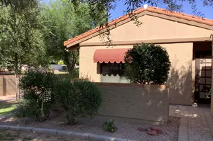 6465 N 77th Pl, Scottsdale, AZ 85250 - Photo 1