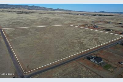 Tbd E Pronghorn 373F Lane #8, Prescott Valley, AZ 86314 - Photo 1