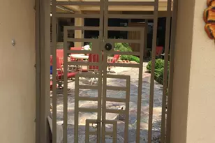 10100 N 78th Pl, Scottsdale, AZ 85258 - Photo 2