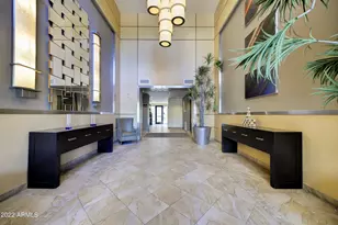 7291 N Scottsdale Rd, Paradise Valley, AZ 85253 - Photo 2