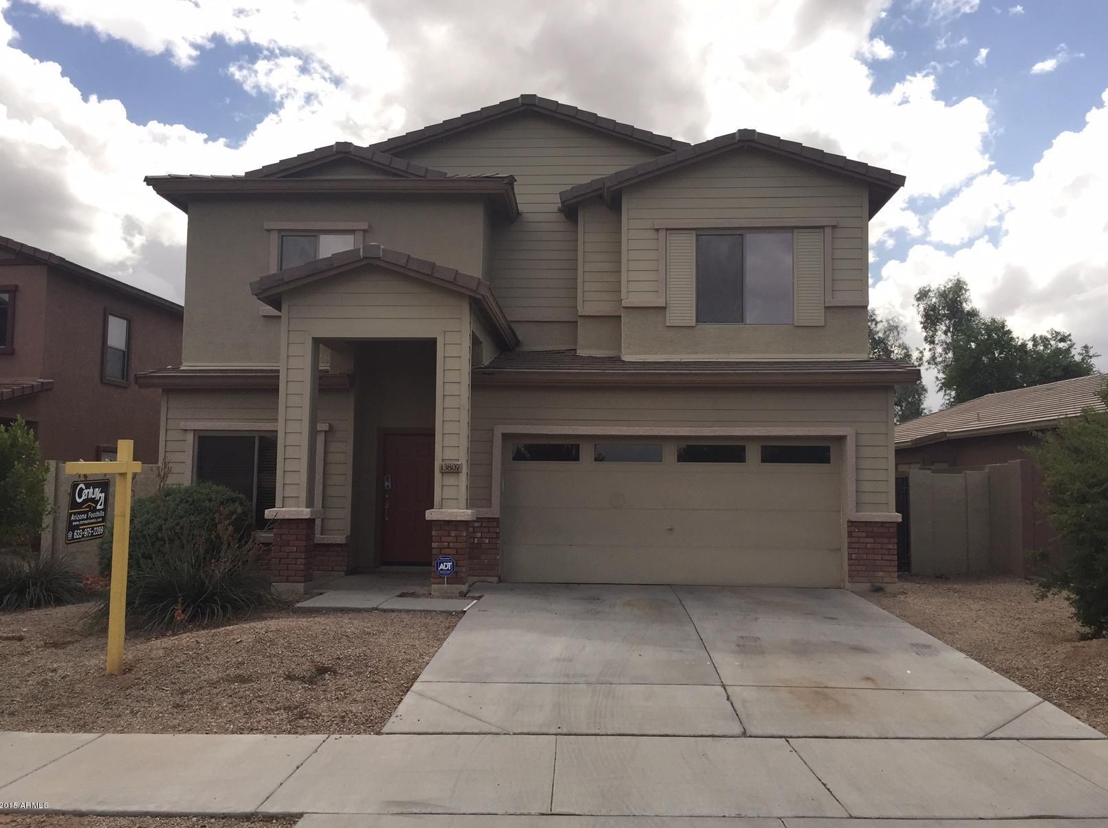 13807 W Country Gables Dr, Sun City, AZ 85379
