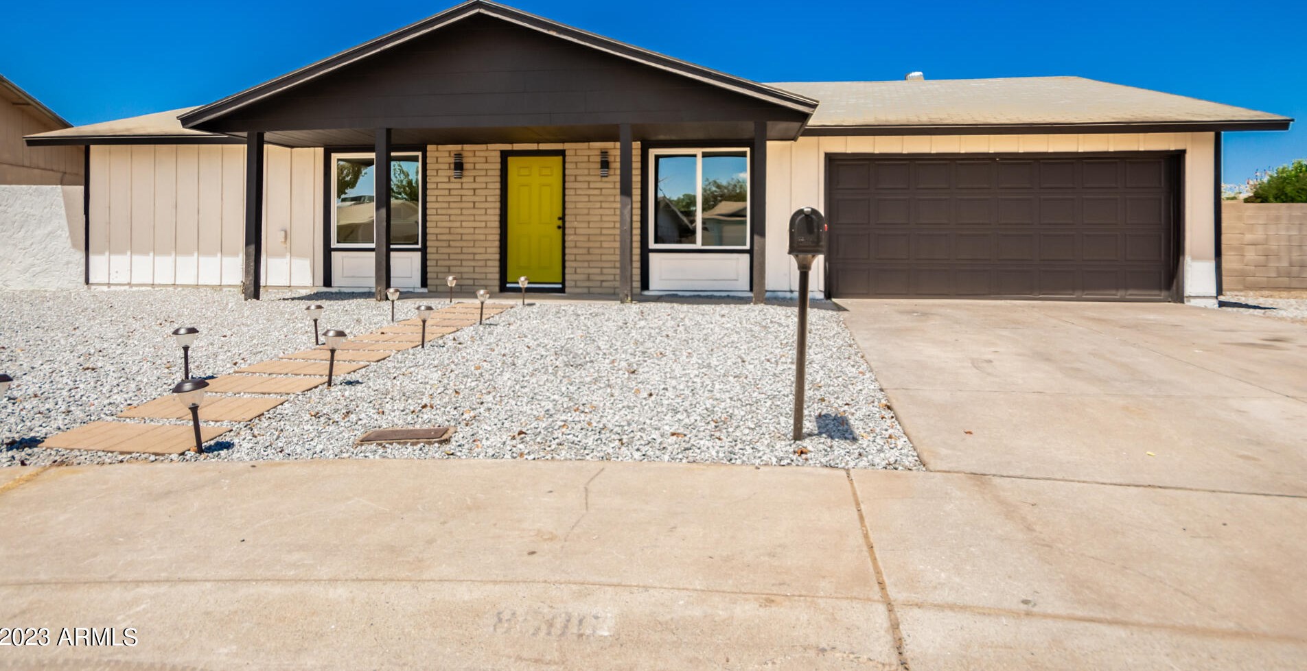 8506 Whitton Ave, Phoenix AZ  85037-2747 exterior