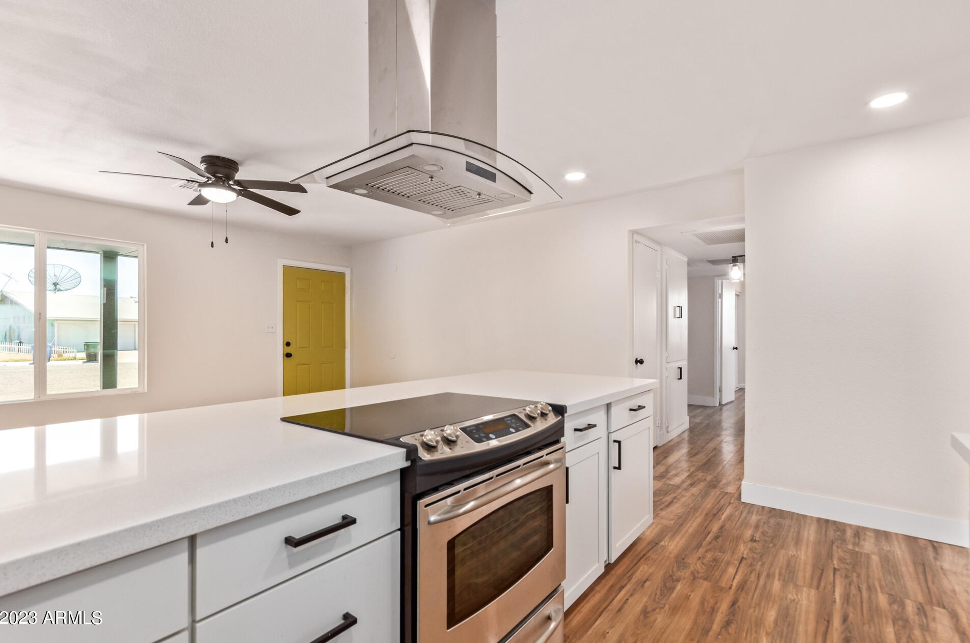 8506 Whitton Ave, Phoenix AZ  85037-2747 exterior