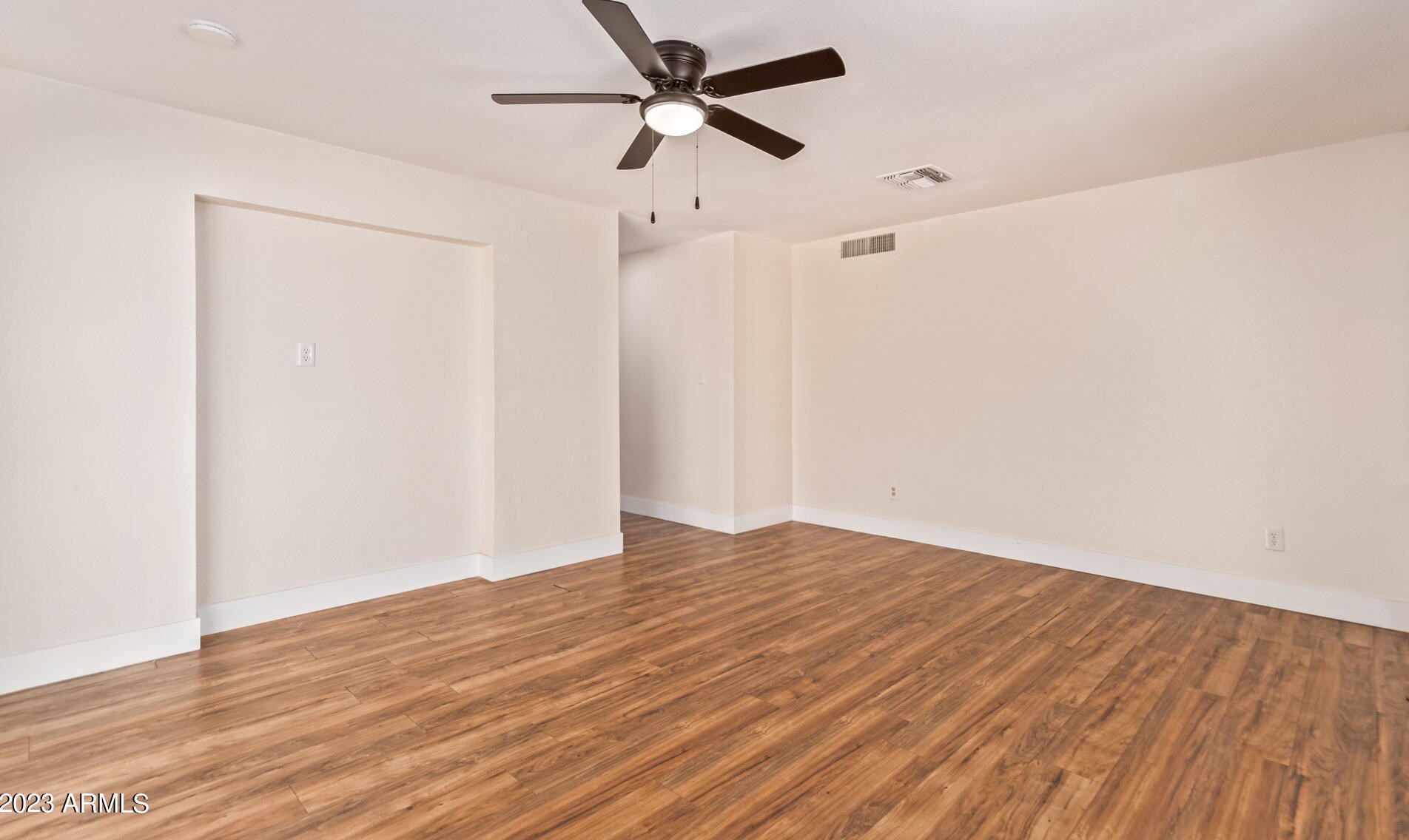 8506 Whitton Ave, Phoenix AZ  85037-2747 exterior