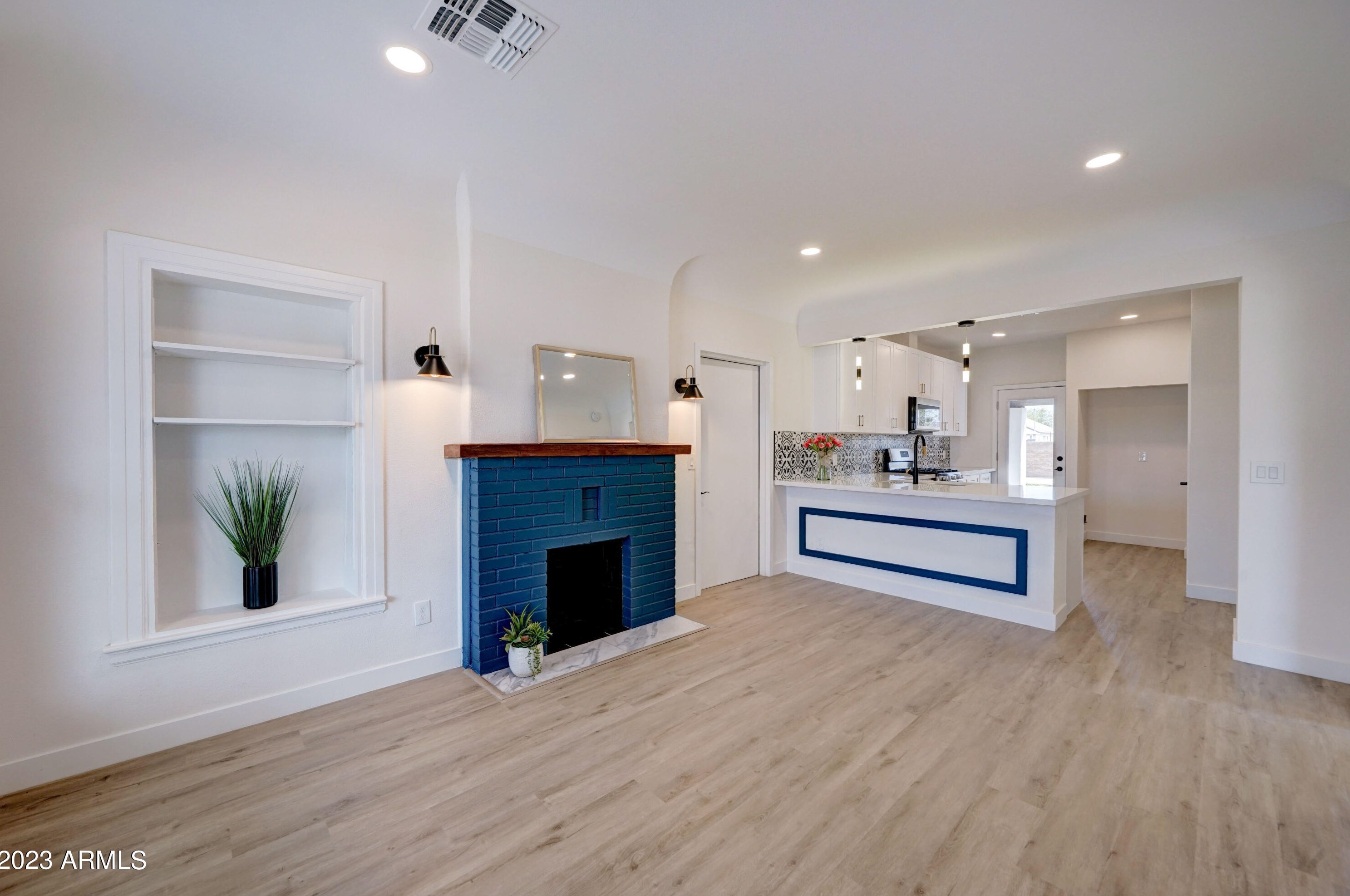 1517 Mckinley St, Phoenix AZ  85007-2220 exterior