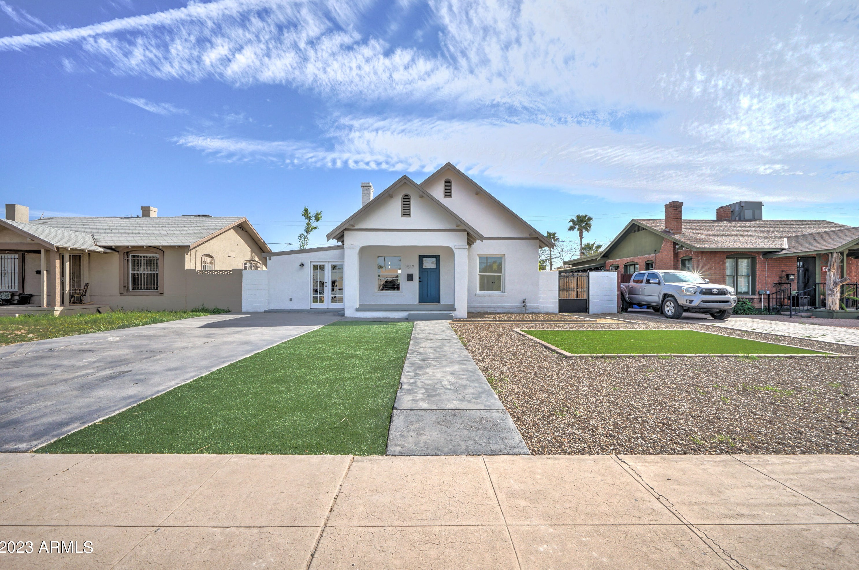 1517 Mckinley St, Phoenix AZ  85007-2220 exterior
