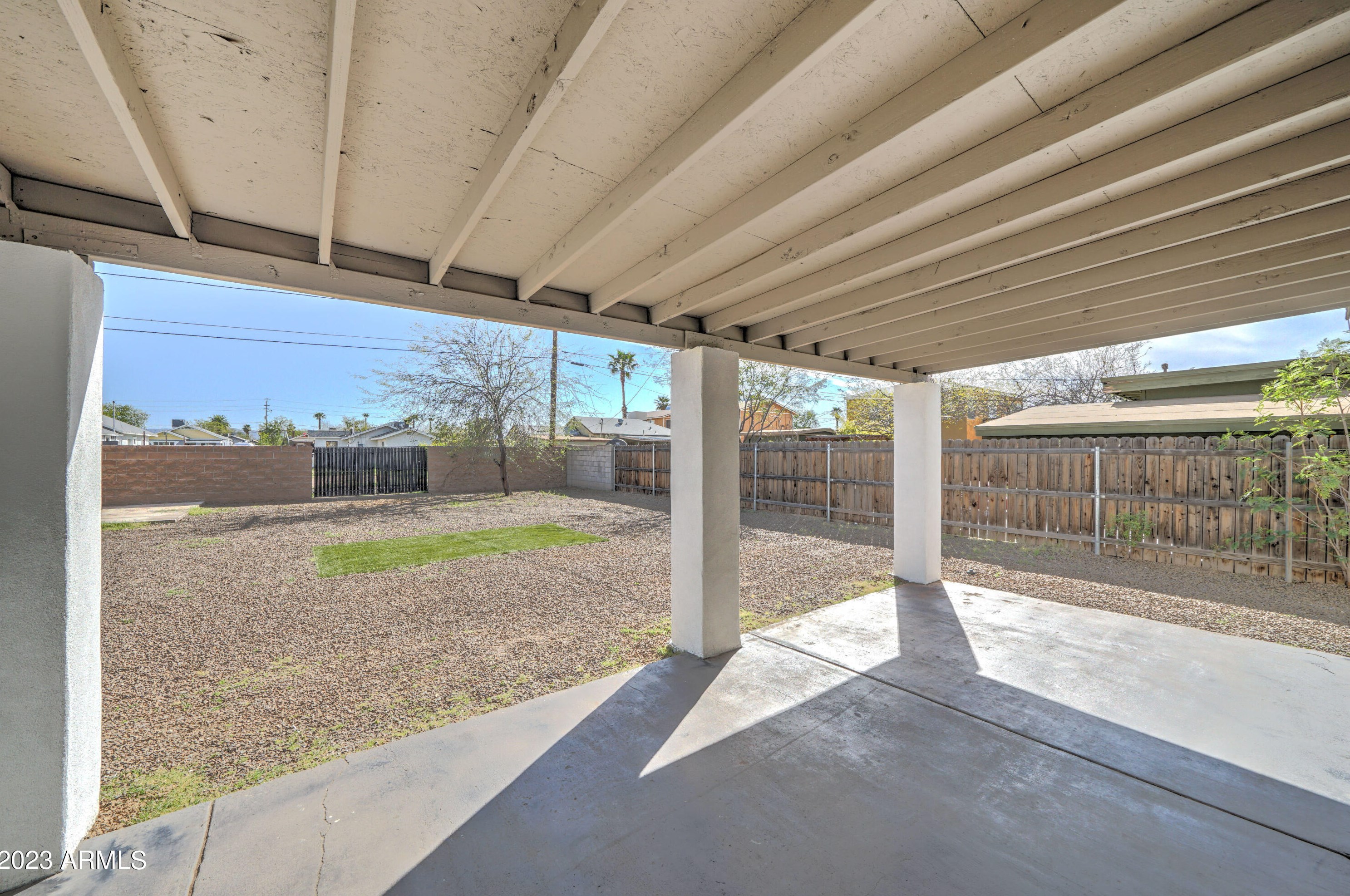1517 Mckinley St, Phoenix AZ  85007-2220 exterior