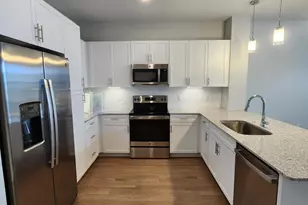 10529 E Hampton Ave, Mesa, AZ 85209 - Photo 2