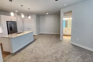 10521 E Hampton Ave, Mesa, AZ 85209 - Photo 4