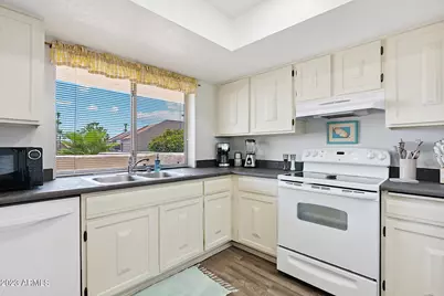 7224 N Via Camello Del Norte -- #15, Scottsdale, AZ 85258 - Photo 8