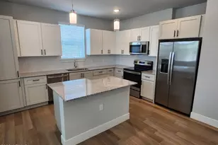 7460 N Zanjero Blvd, Glendale, AZ 85305 - Photo 2