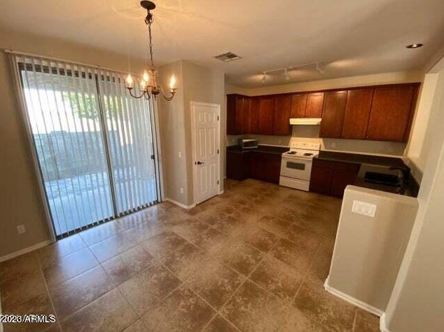 11002 Pierson St, Phoenix AZ  85037-1087 exterior