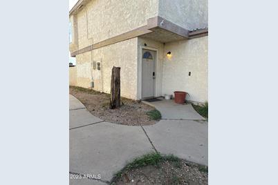 3840 N 43, Phoenix, AZ 85031 - Photo 1