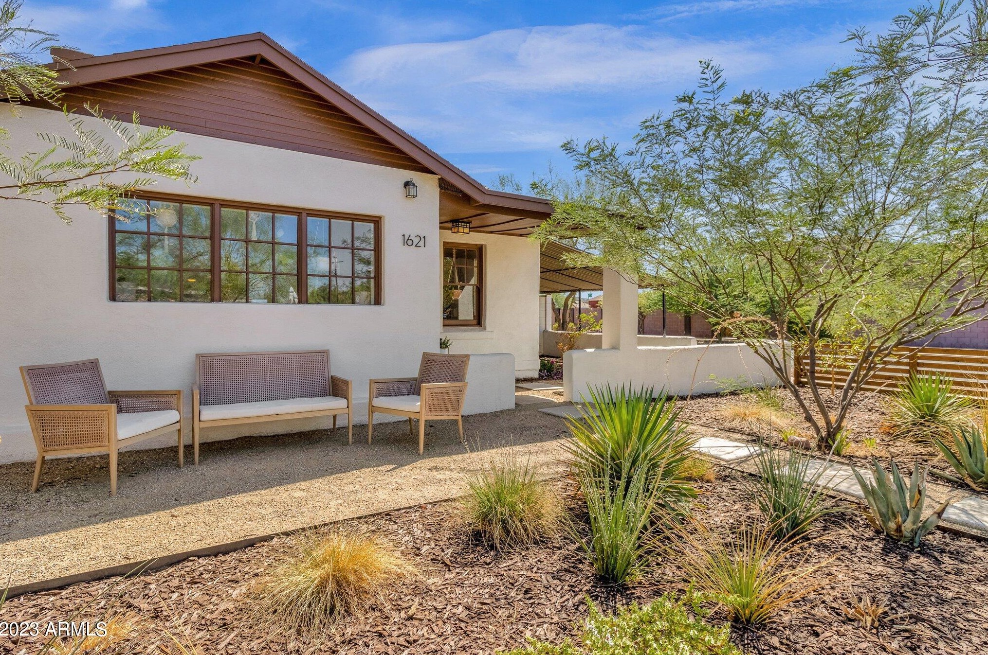 1621 Willetta St, Phoenix AZ  85007-1819 exterior