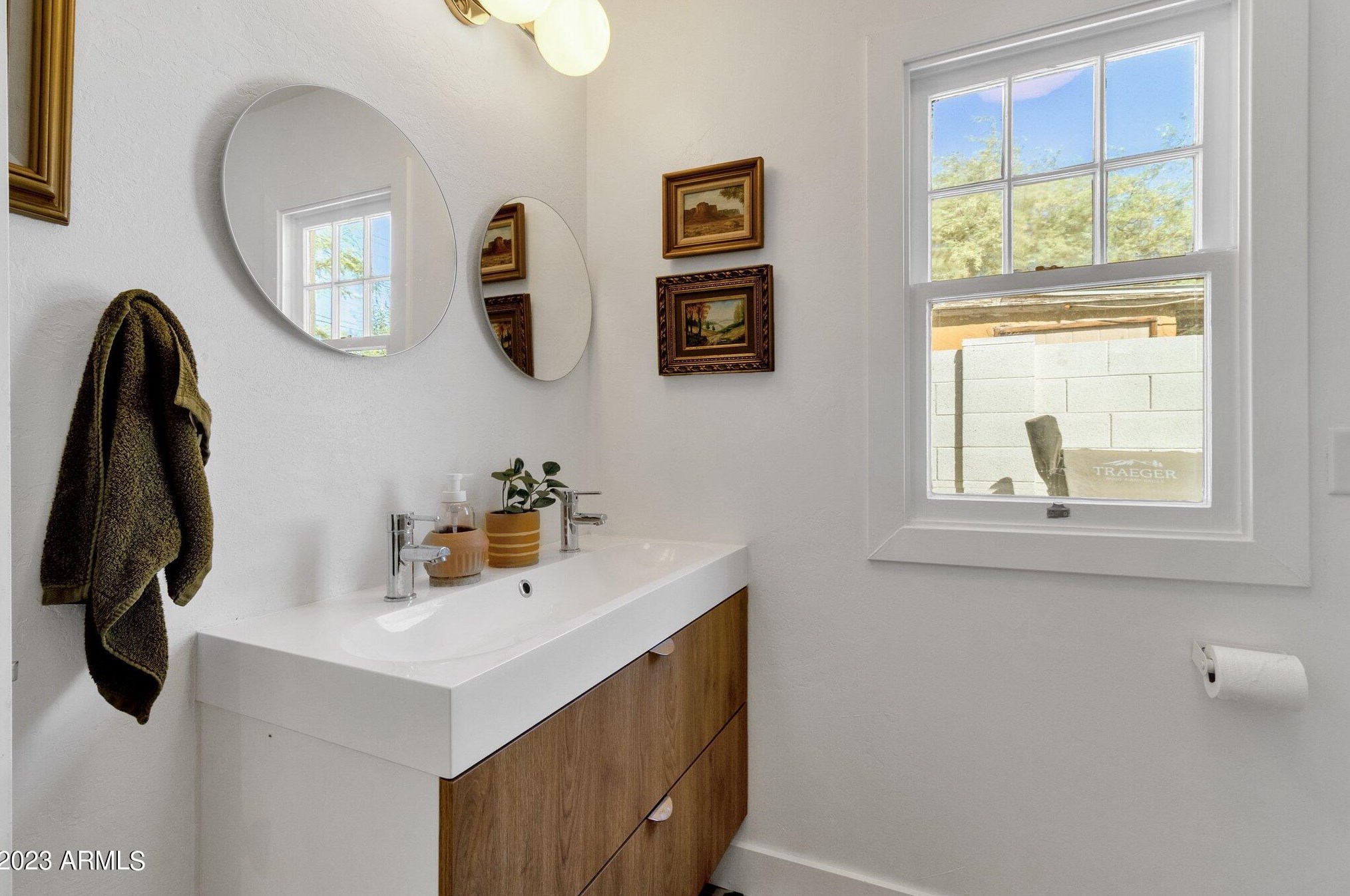 1621 Willetta St, Phoenix AZ  85007-1819 exterior