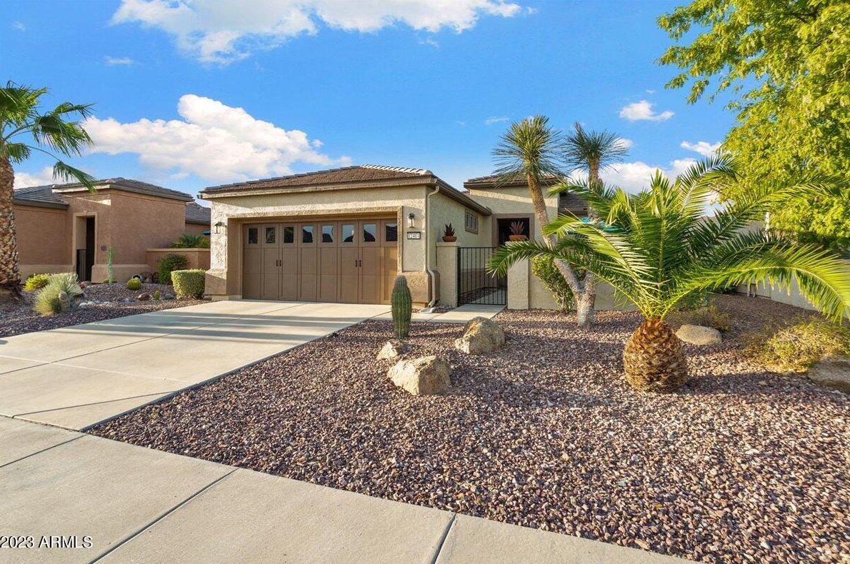 12404 Fetlock Trl, Peoria, AZ 85383-2577