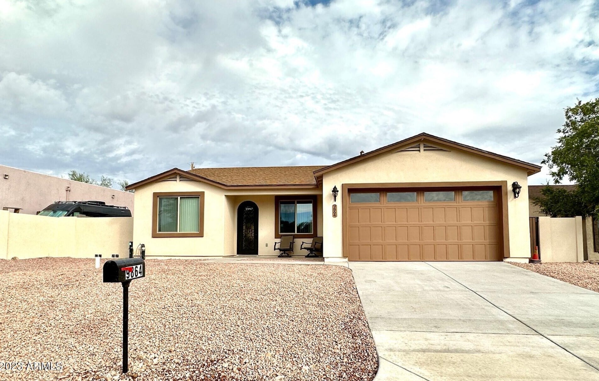 9864 Fortuna Ave, Apache Junction, AZ 85118-6844
