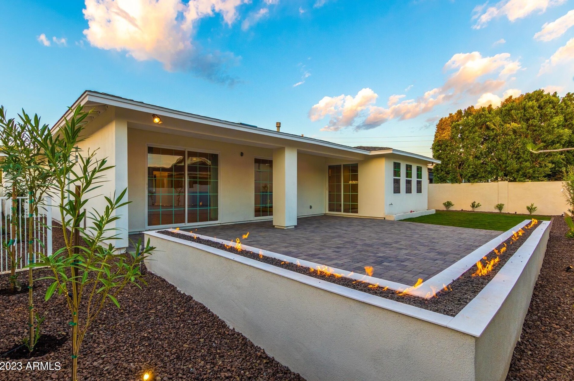 3745 Turney Ave, Phoenix AZ  85018-4011 exterior