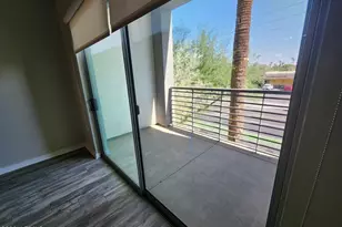 200 E Thomas Rd, Phoenix, AZ 85012 - Photo 12