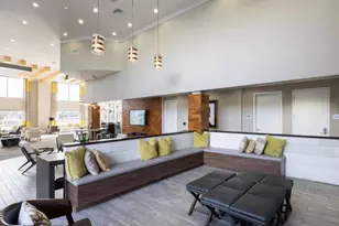 200 E Thomas Rd, Phoenix, AZ 85012 - Photo 22