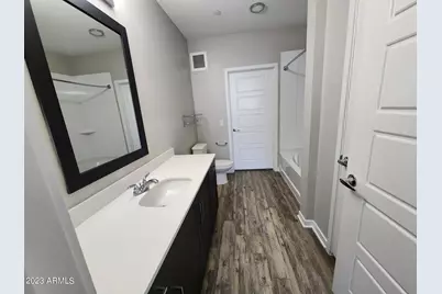 200 E Thomas Road #B2, Phoenix, AZ 85012 - Photo 6