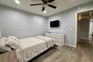8020 E Thomas Rd, Scottsdale, AZ 85251 - Photo 10