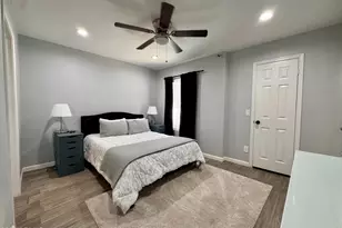 8020 E Thomas Rd, Scottsdale, AZ 85251 - Photo 4