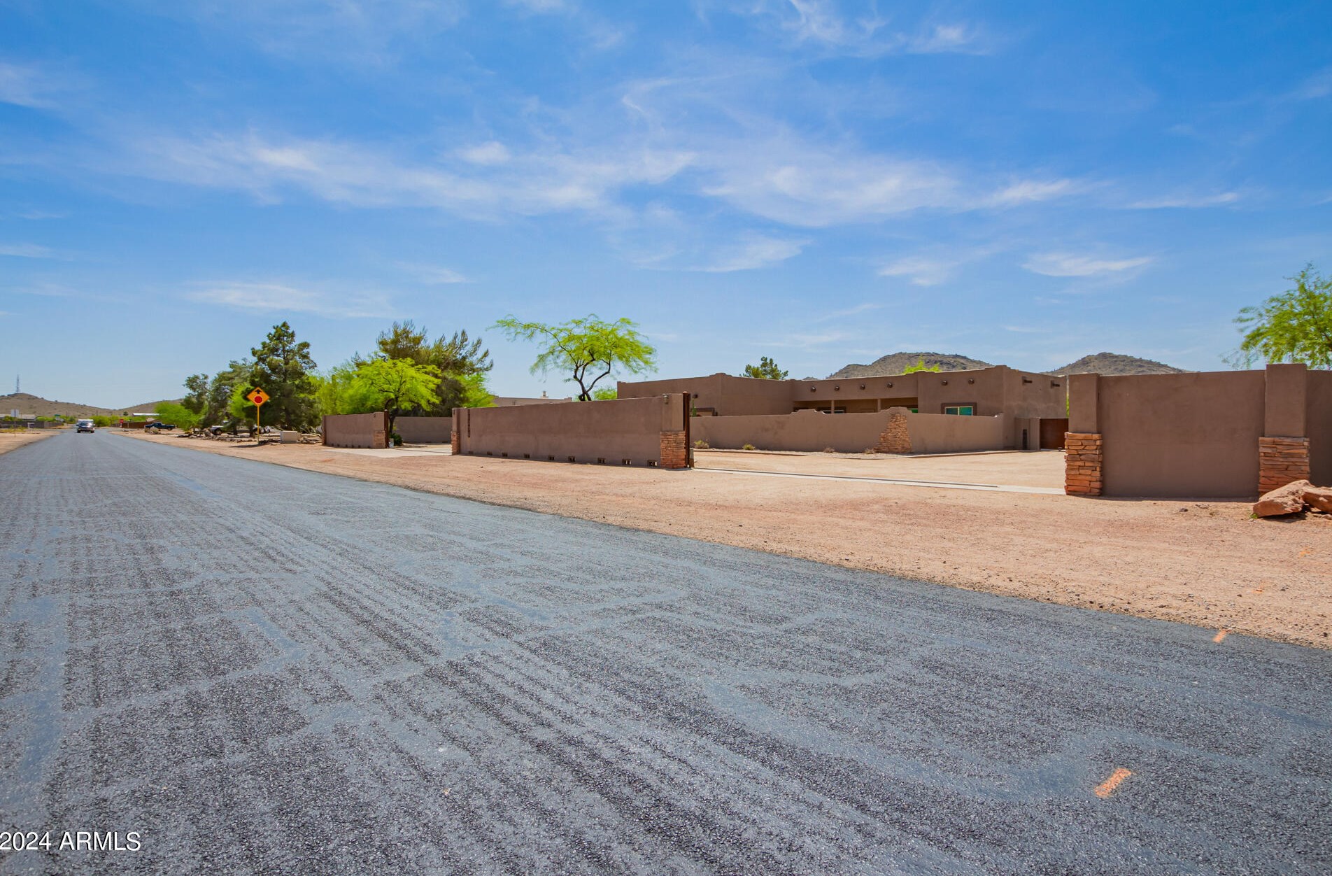 36236 11 Ave, Phoenix AZ 85013-3074 exterior