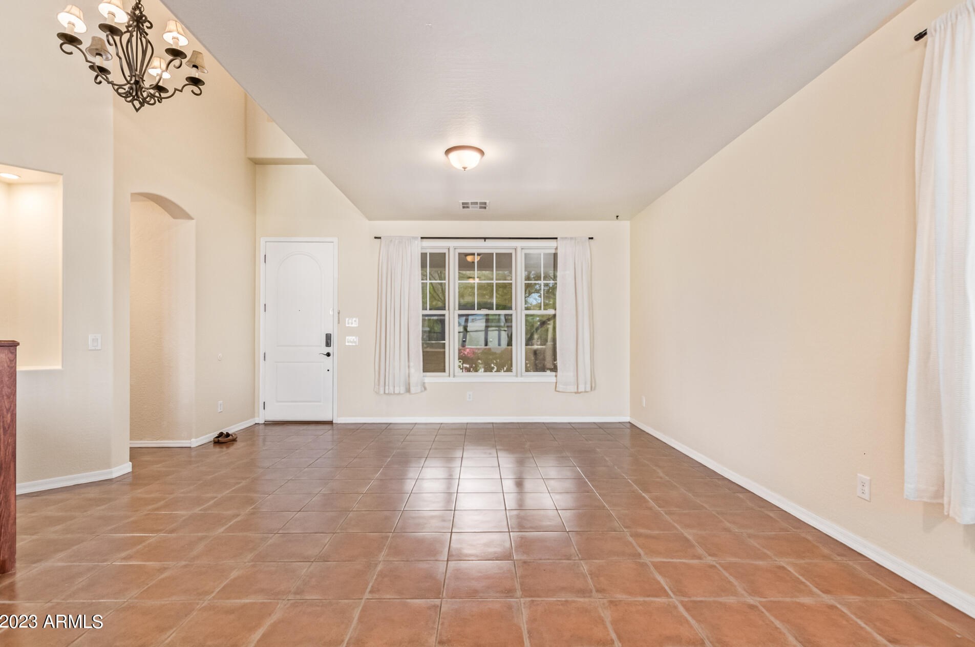 4008 Lydia Ln, Phoenix AZ  85041-4955 exterior