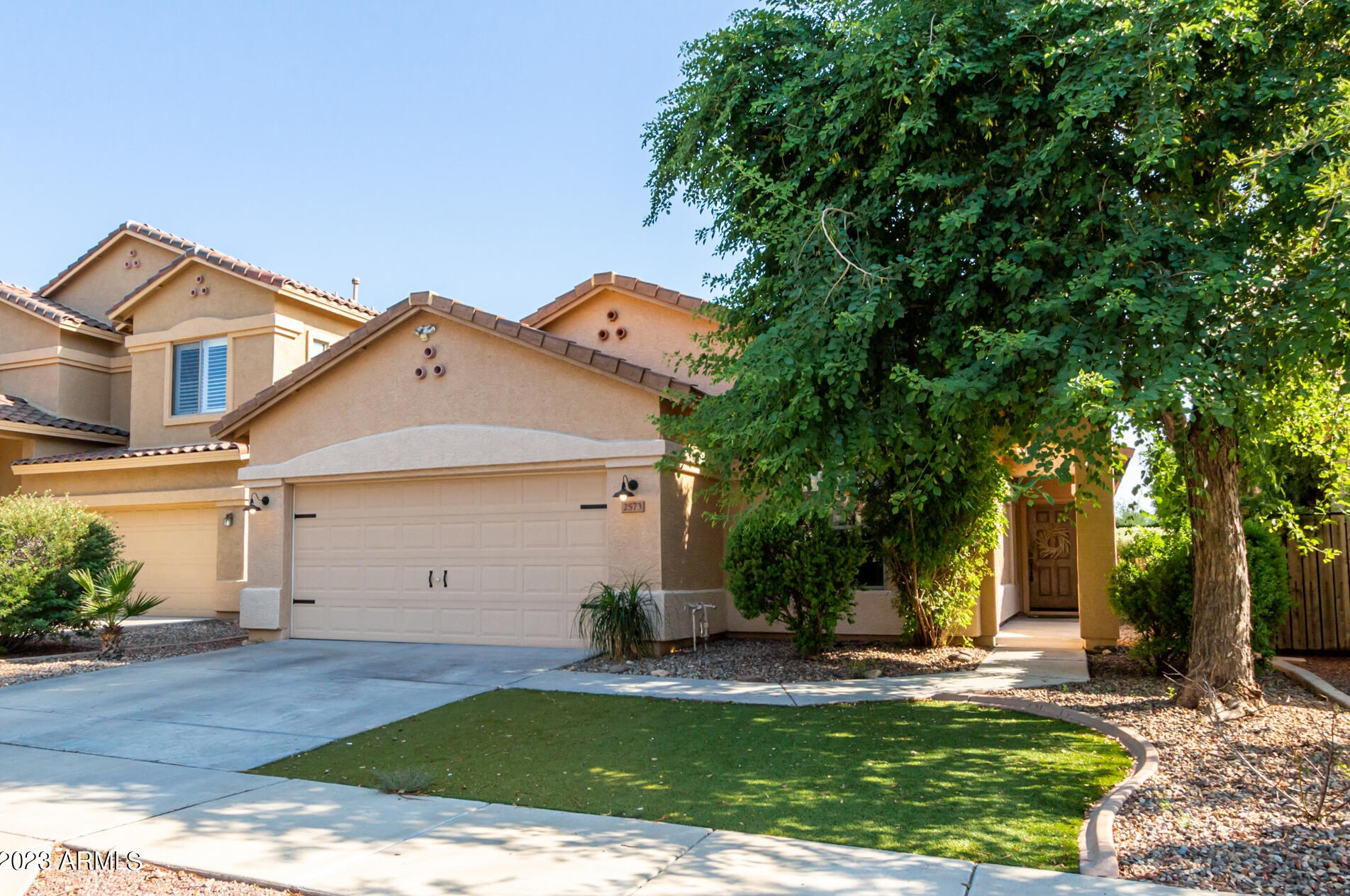 2573 Woburn Ln, Phoenix, AZ 85085-5074